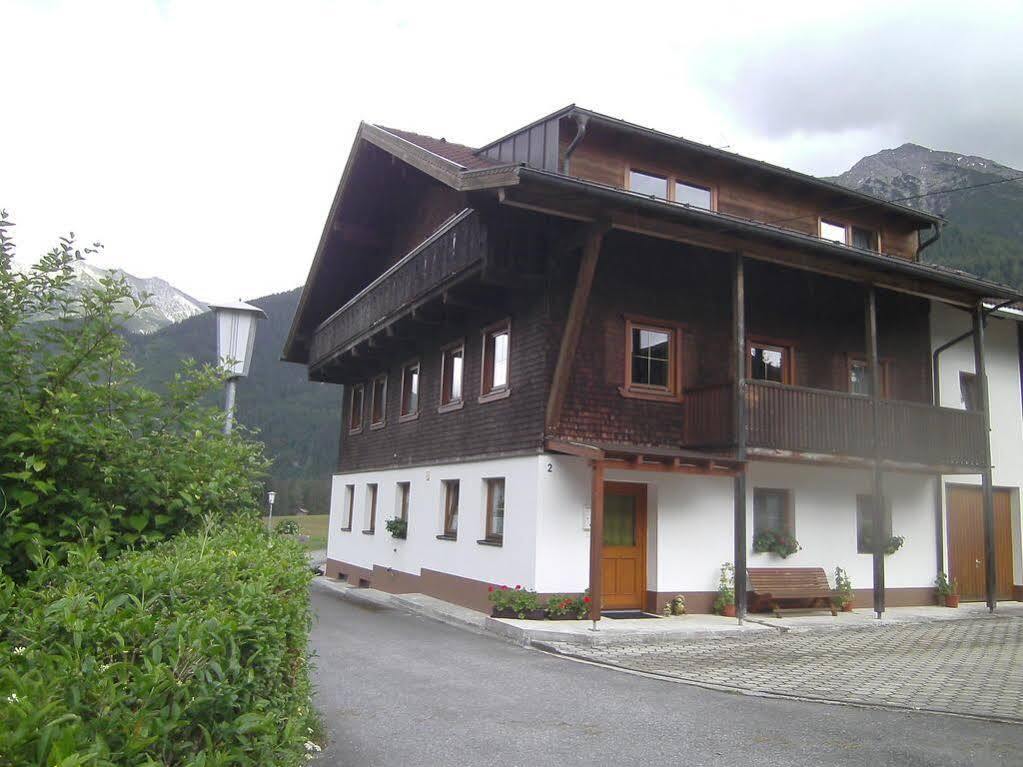 Ferienwohnung Gapp Elbigenalp Exterior foto